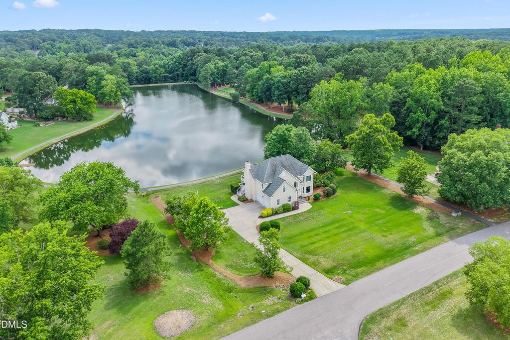 3412 Queen Ann Drive E, Clayton