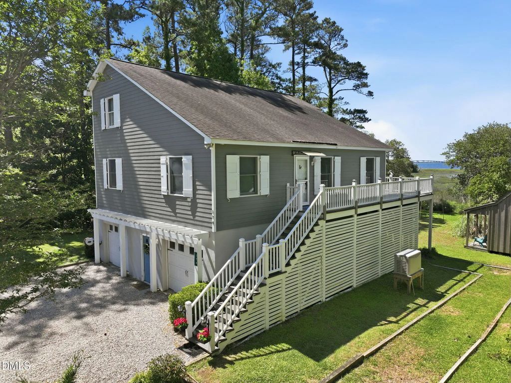 174 Windy Point Road, Beaufort