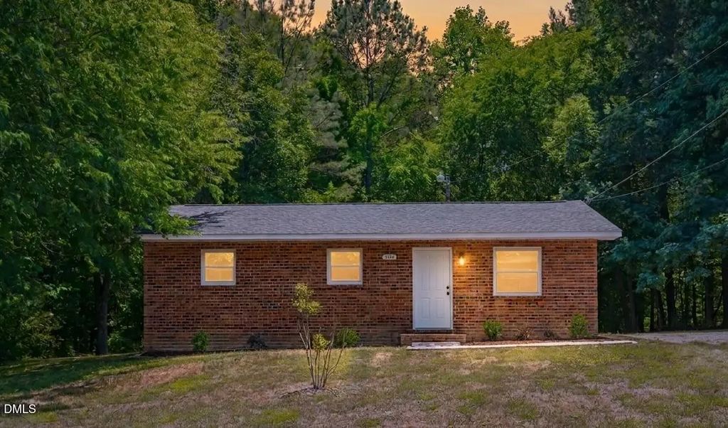 504 Tuliptree Road, Hillsborough