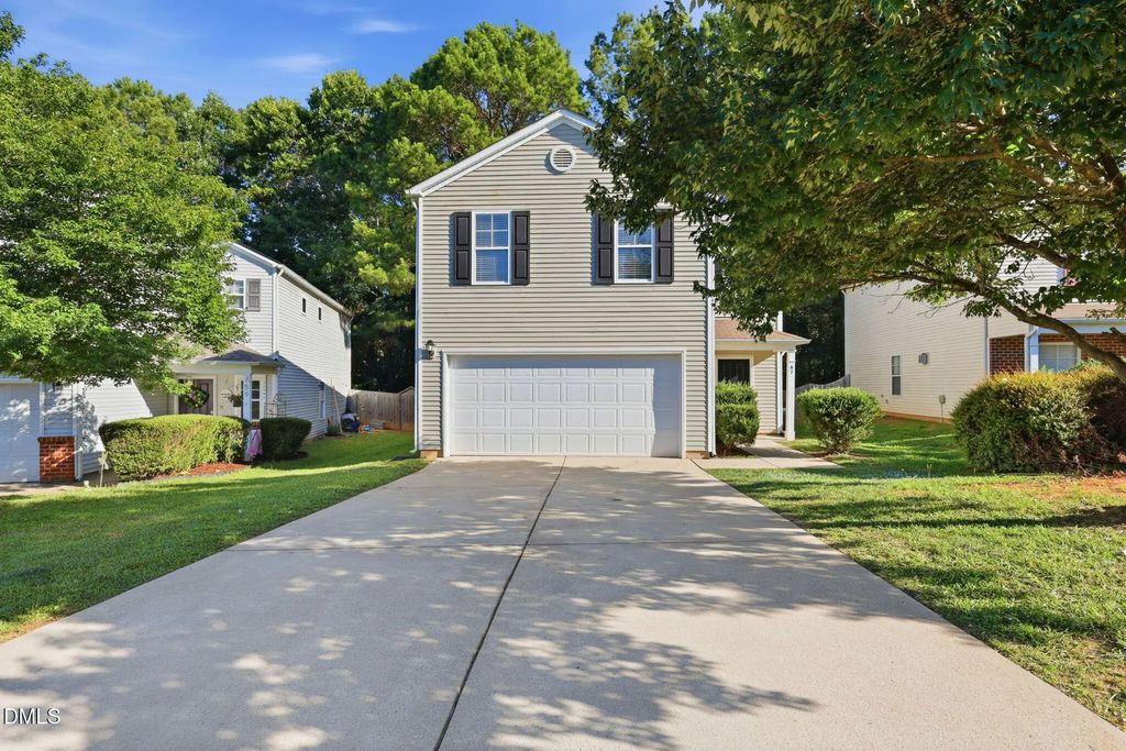 67 Valleyfield Drive, Clayton