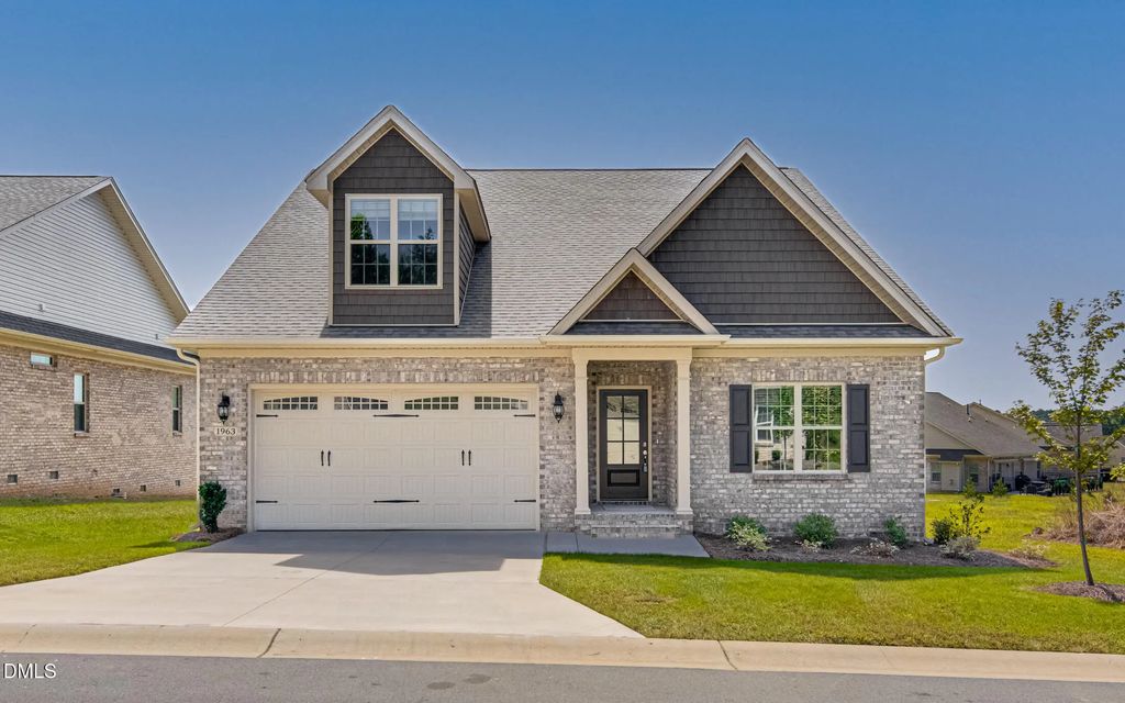 1968 Whisper Lake Drive, Whitsett