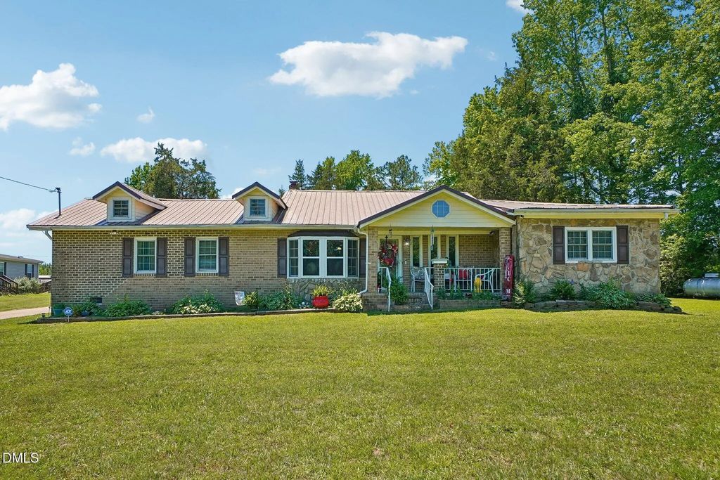 110 Grannys Drive, Warrenton