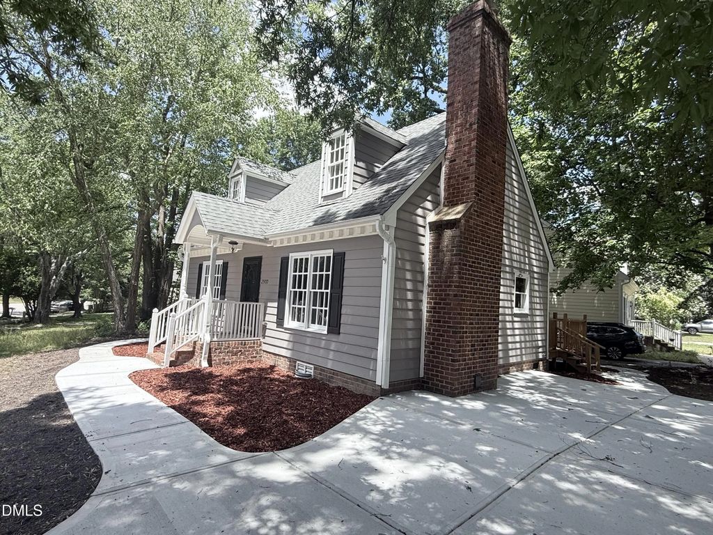 2900 Broadlands Drive, Raleigh