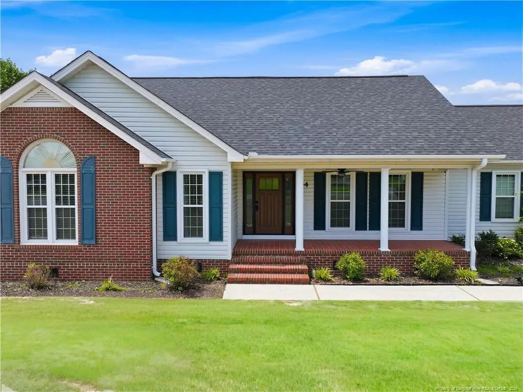 44 Oak Hill Drive, Dunn