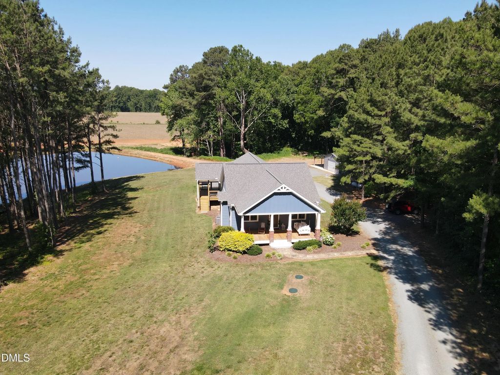 7427 Orange Grove Road, Hillsborough