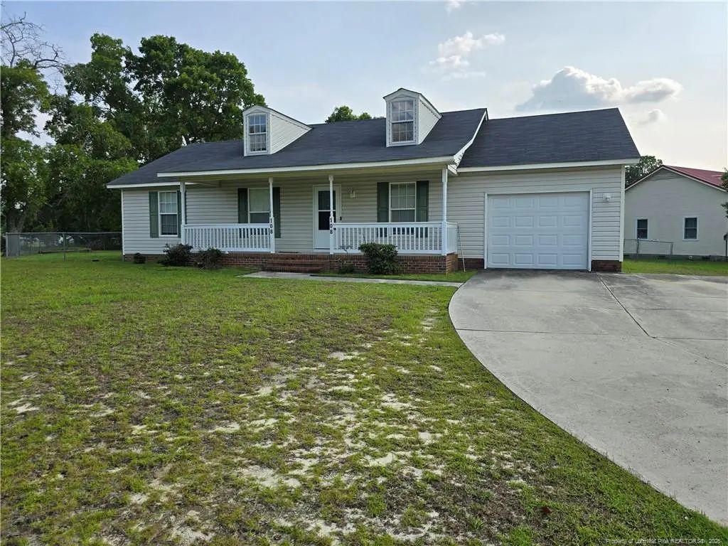 108 Laura Lane, Raeford