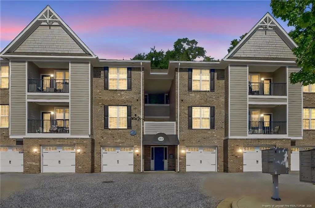 208 Fountainhead Lane 108, Fayetteville