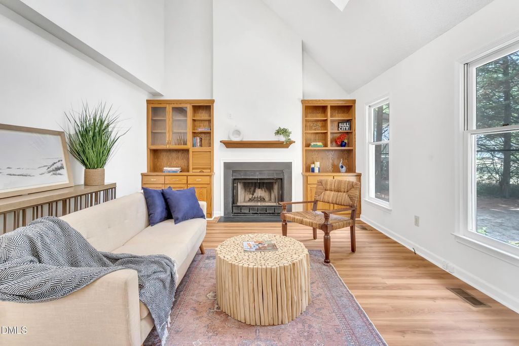 4 Sue Ann Court, Durham