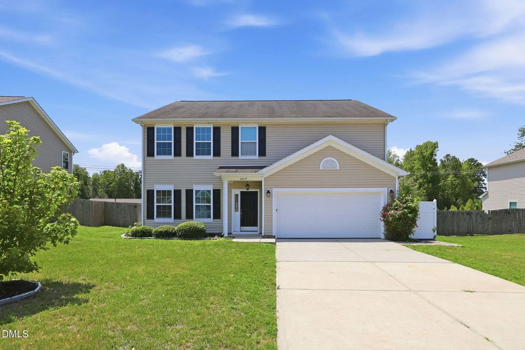 1009 Harvest Point Drive, Fuquay Varina