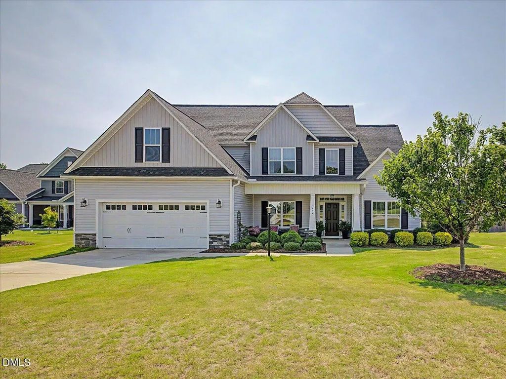242 Steep Rock Drive, Willow Springs