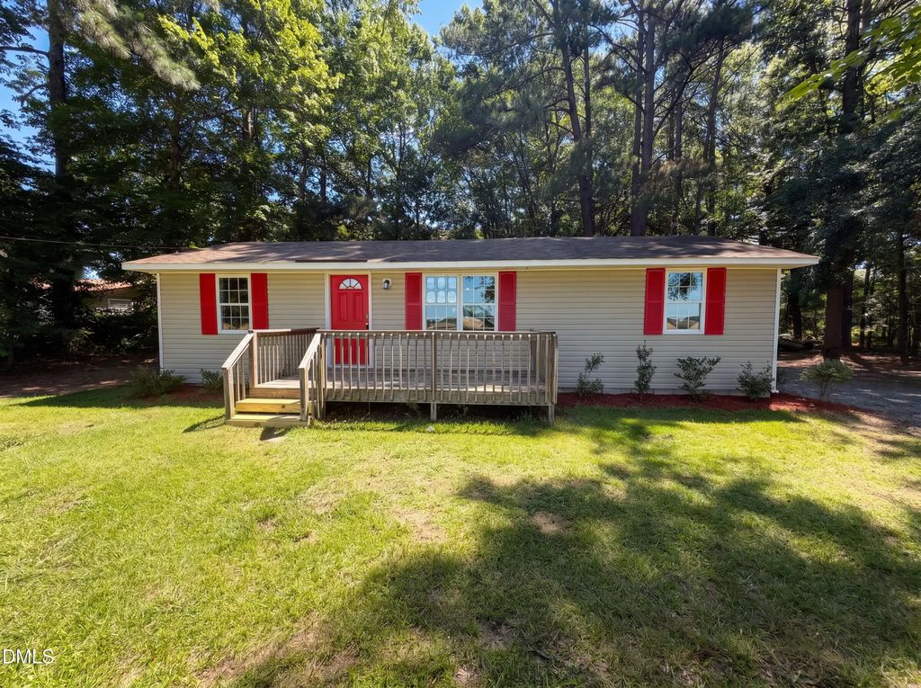 1087 Adams Road, Lillington