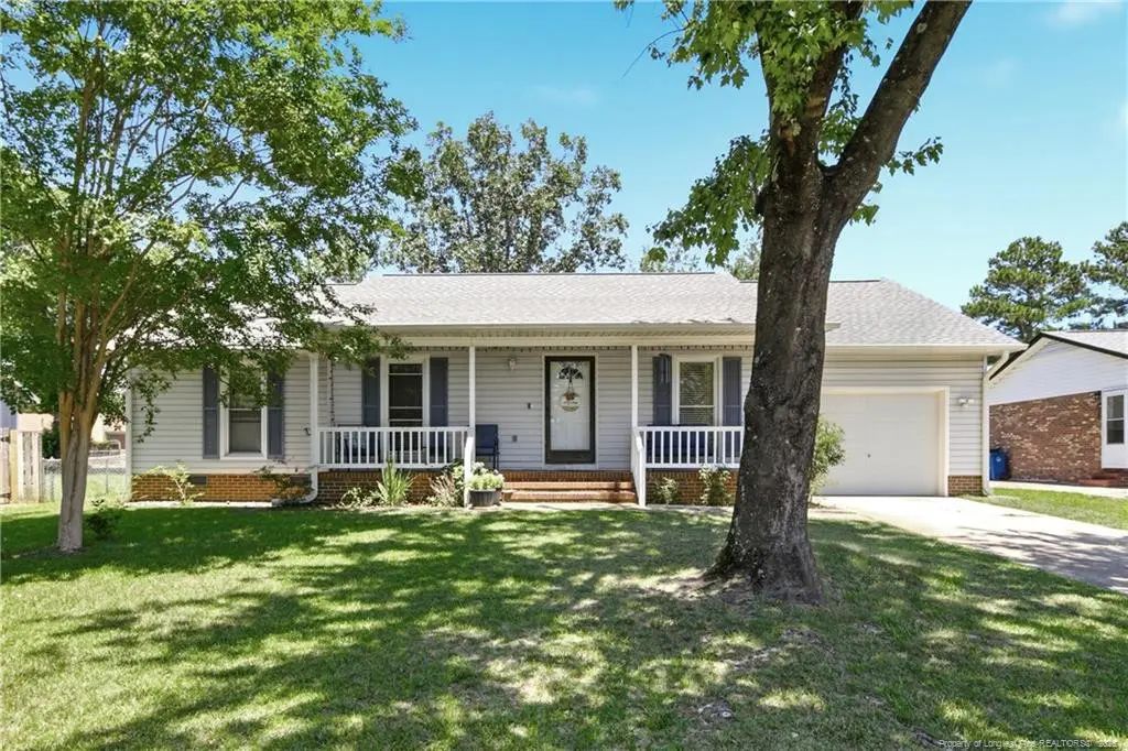 6963 Bostick Drive, Fayetteville