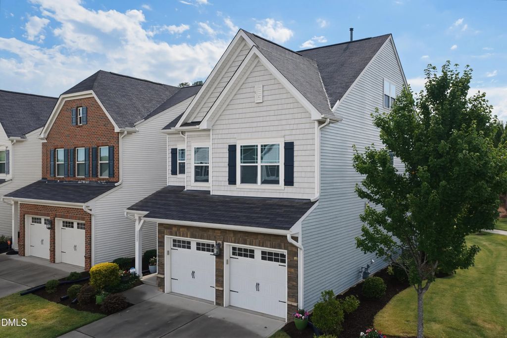 1302 Neighborly Way, Morrisville