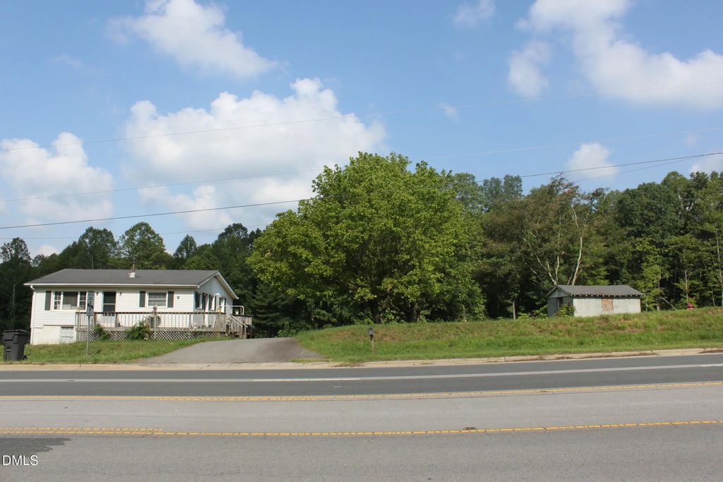 333 Cc Camp Road, Elkin
