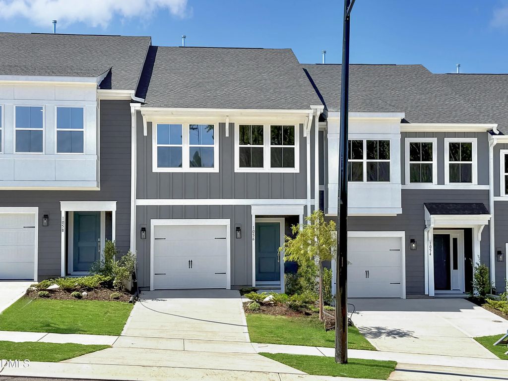 1056 Tea Rose Court 367, Durham