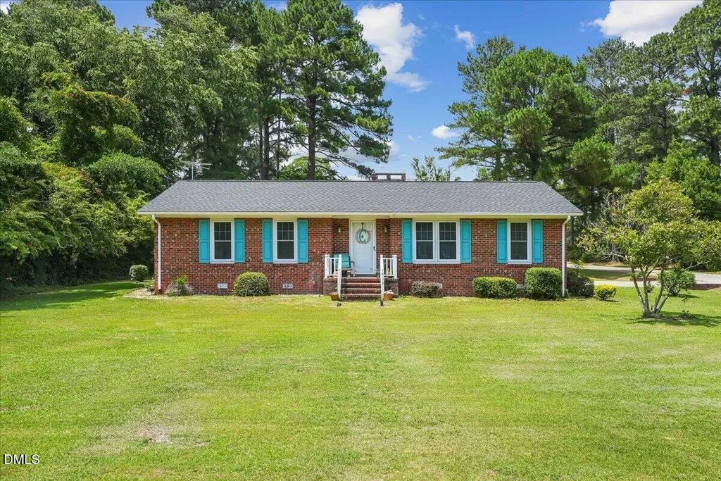 419 Forrest Road, Warsaw