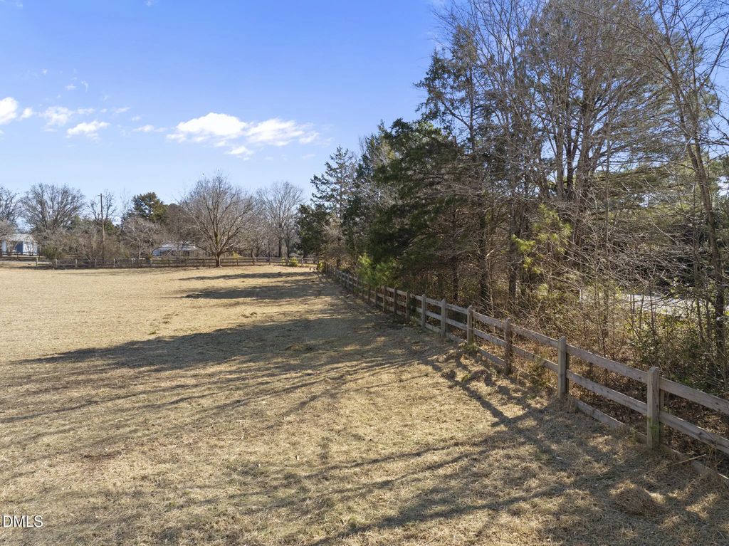 2a Dairyland Road, Chapel Hill