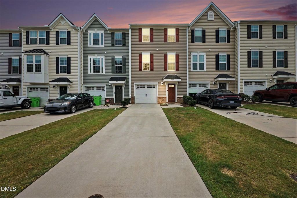 6626 Pathfinder Way, Raleigh