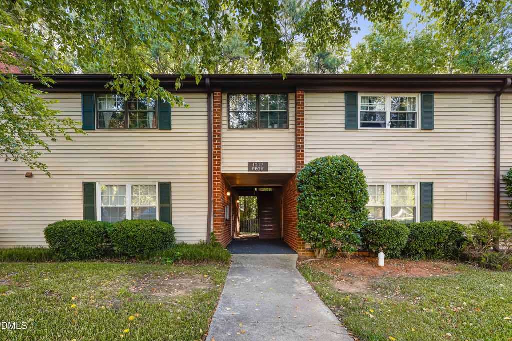 1217 Manassas Court G, Raleigh