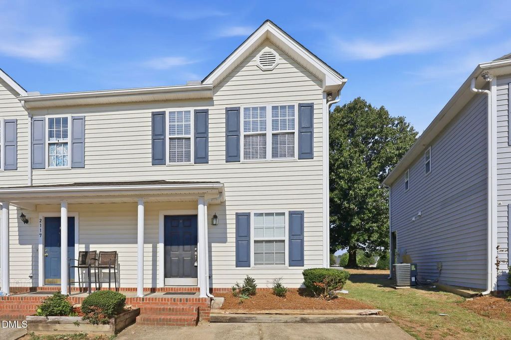 2121 Ventana Lane, Raleigh