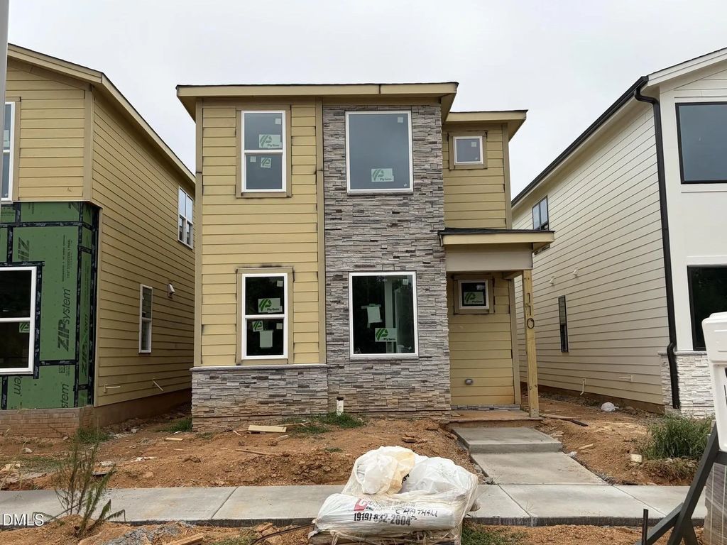 110 N Village Parkway, Pittsboro