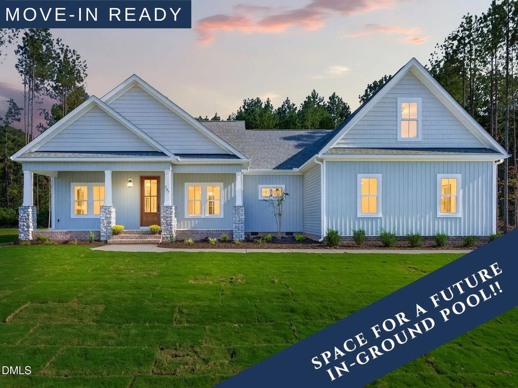 207 Hillstead Way, Smithfield