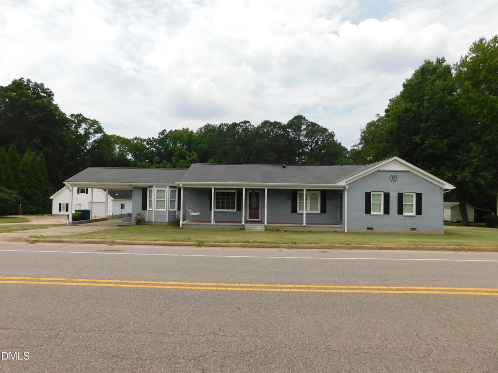 10392 S Nash Street, Middlesex