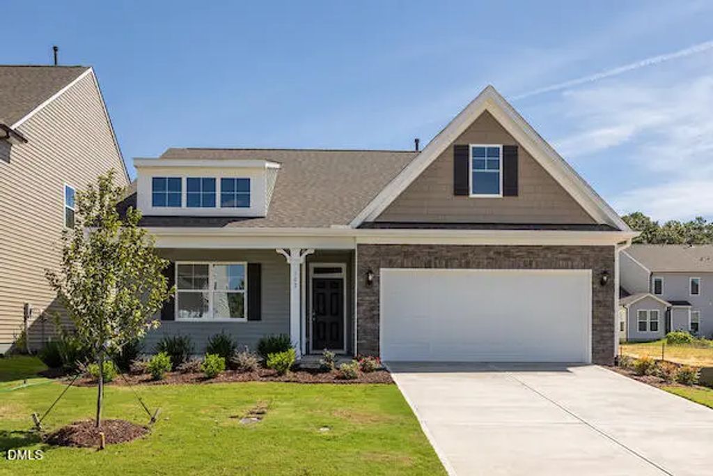 102 Steppe Way, Garner
