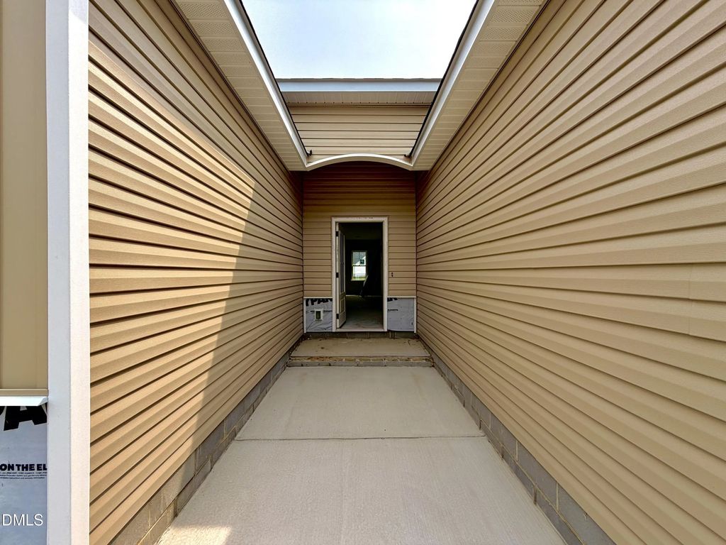 3717 Chatsworth Drive, La Grange