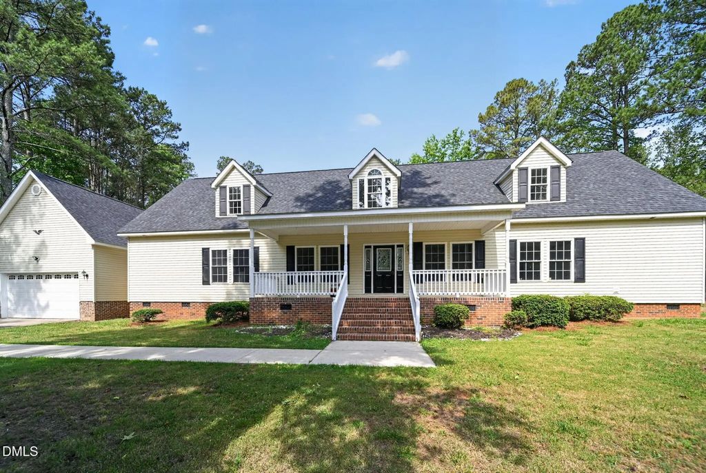 161 Sequoia Drive, Louisburg