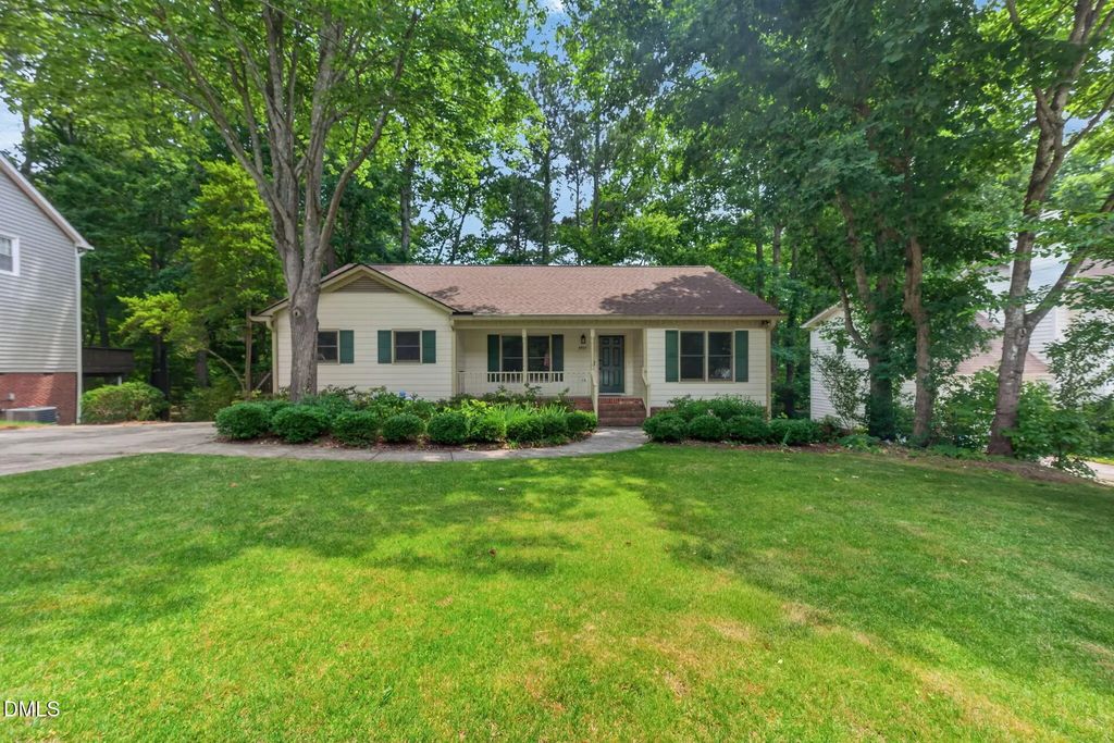 4907 Fortunes Ridge Drive, Durham