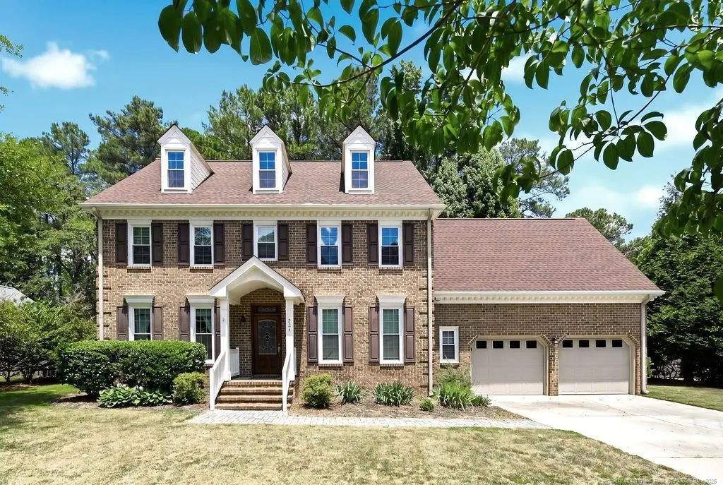 224 Shawcroft Road, Fayetteville