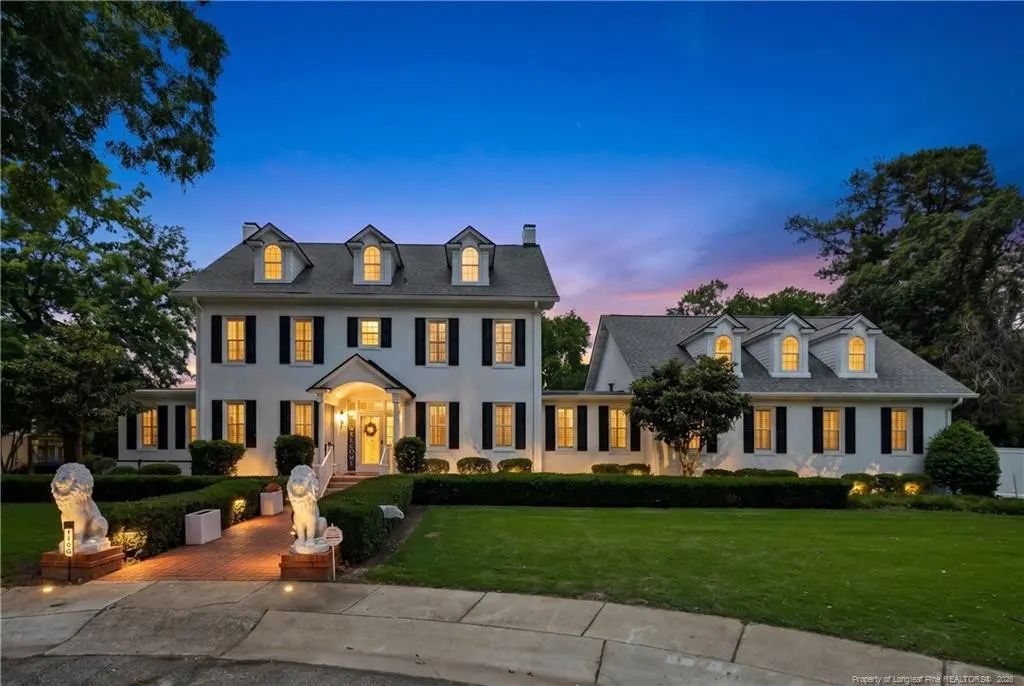1108 Belmont Circle, Fayetteville