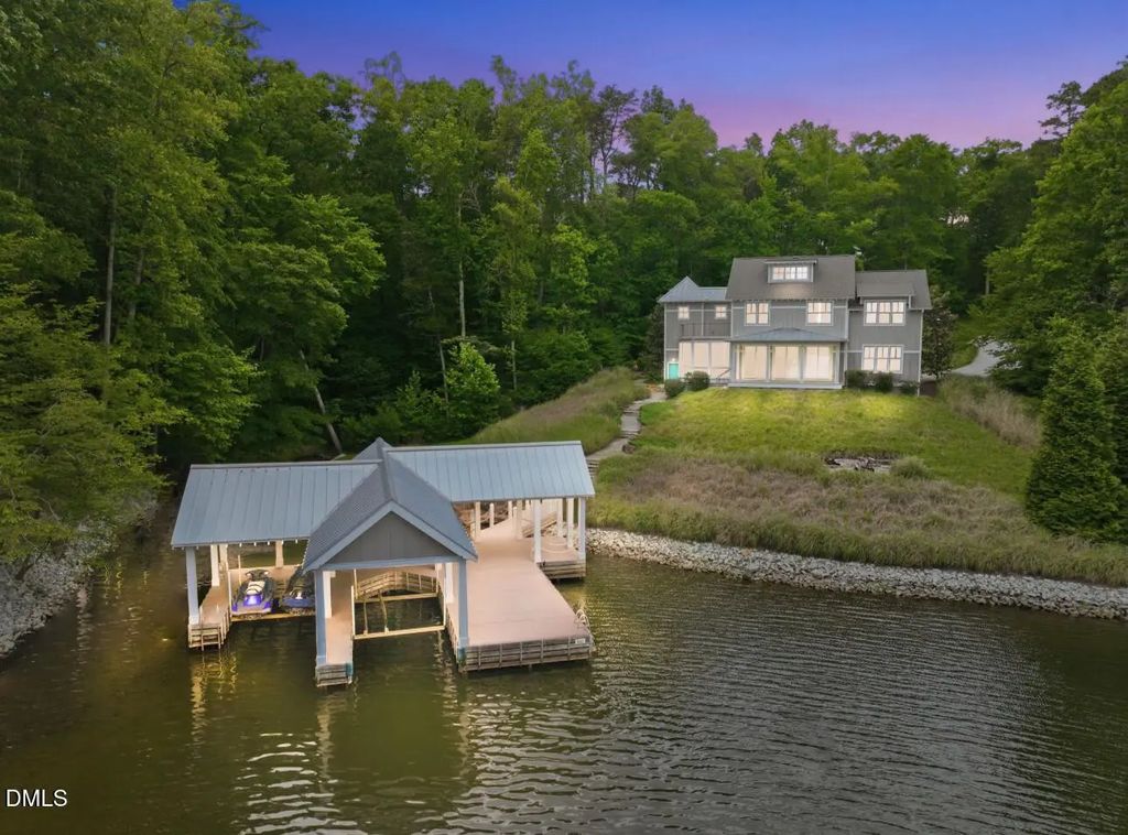 117 N Stillwood Lane, Semora
