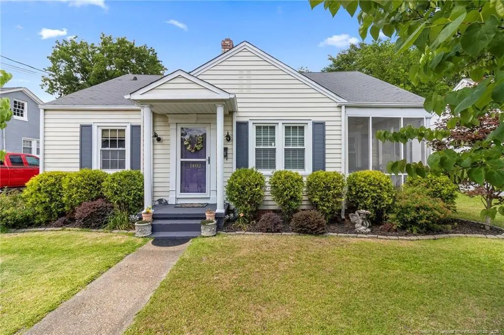 1402 Summitt Avenue, Fayetteville