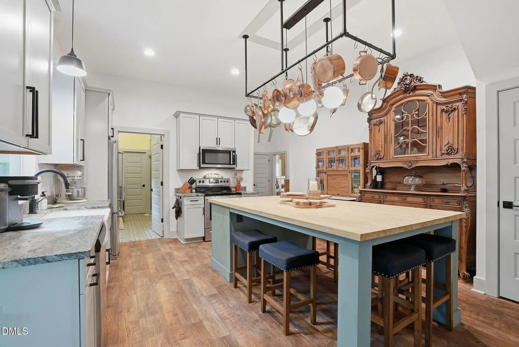 602 Appaloosa Trail, Bahama