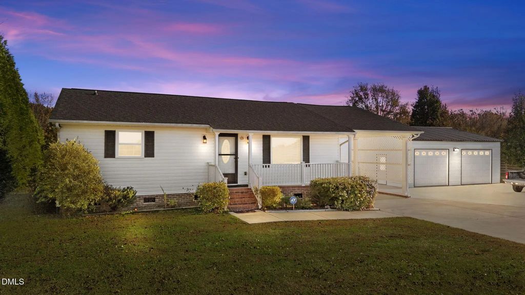 353 N Pleasant Coates Road, Benson