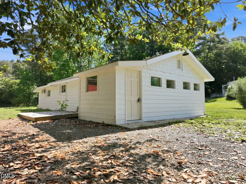 2112 U.s. Hwy 70a E, Hillsborough