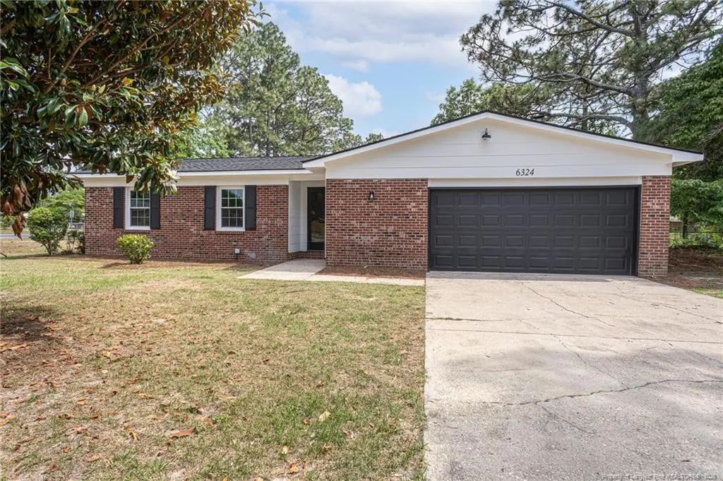 6324 Stoney Point Loop, Fayetteville