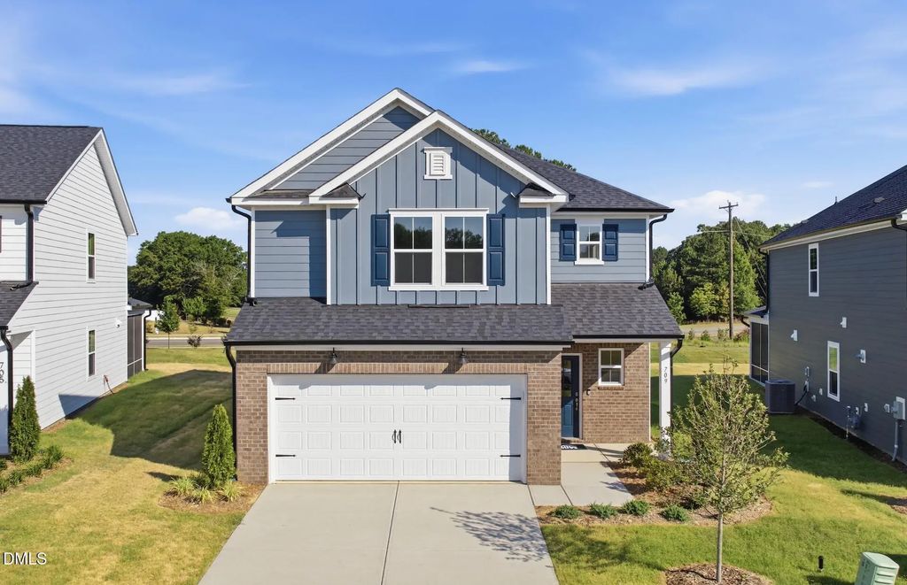 709 Wicklow Hall Drive, Fuquay Varina