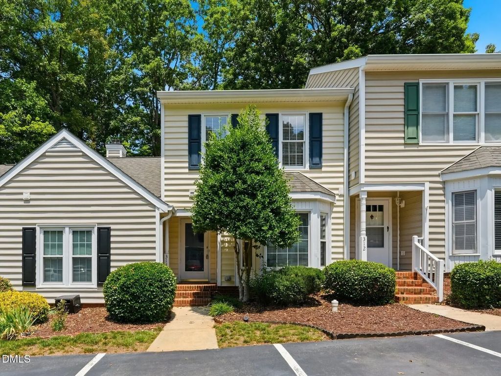 314 Riverwalk Circle, Cary