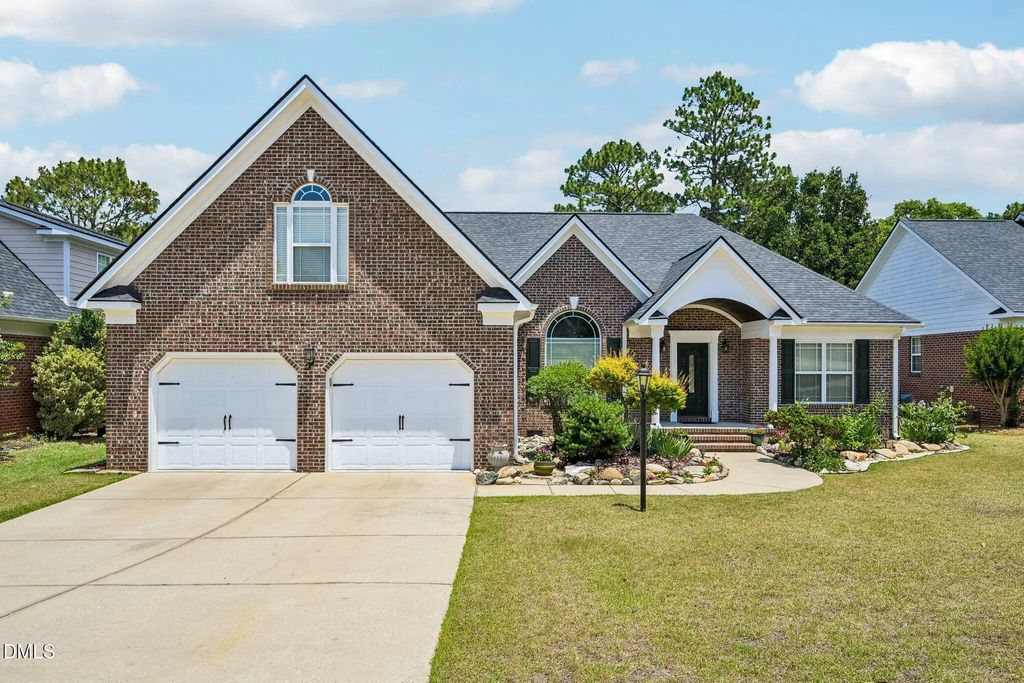 860 Dalmore Drive, Fayetteville