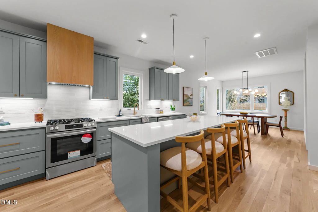 1611 1/2 Malta Avenue, Raleigh