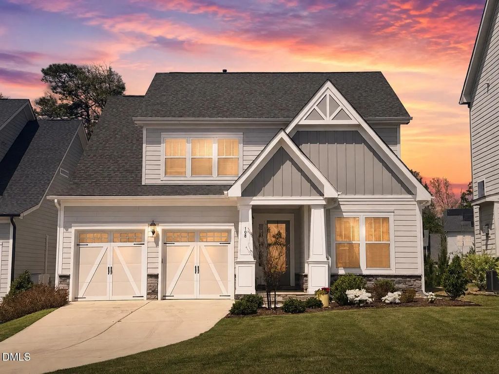 108 Acorn Crossing Road, Holly Springs