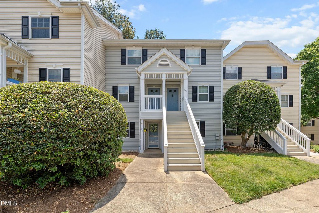 213 Schultz Street, Chapel Hill