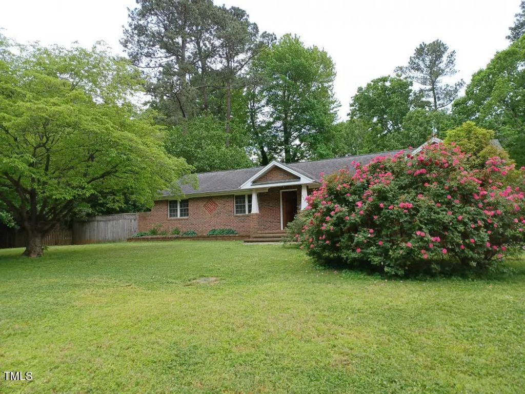 511 Normandy Street, Cary