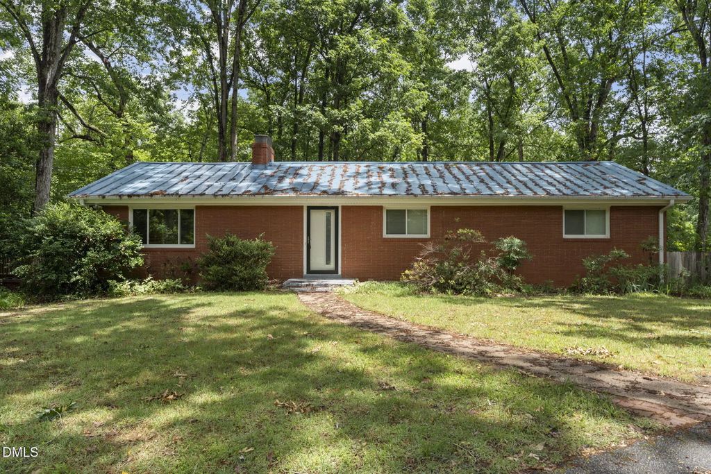 4419 Laurel Hills Road, Raleigh