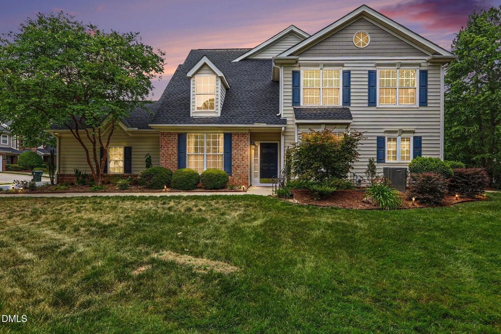 10142 Mizner Lane, Raleigh