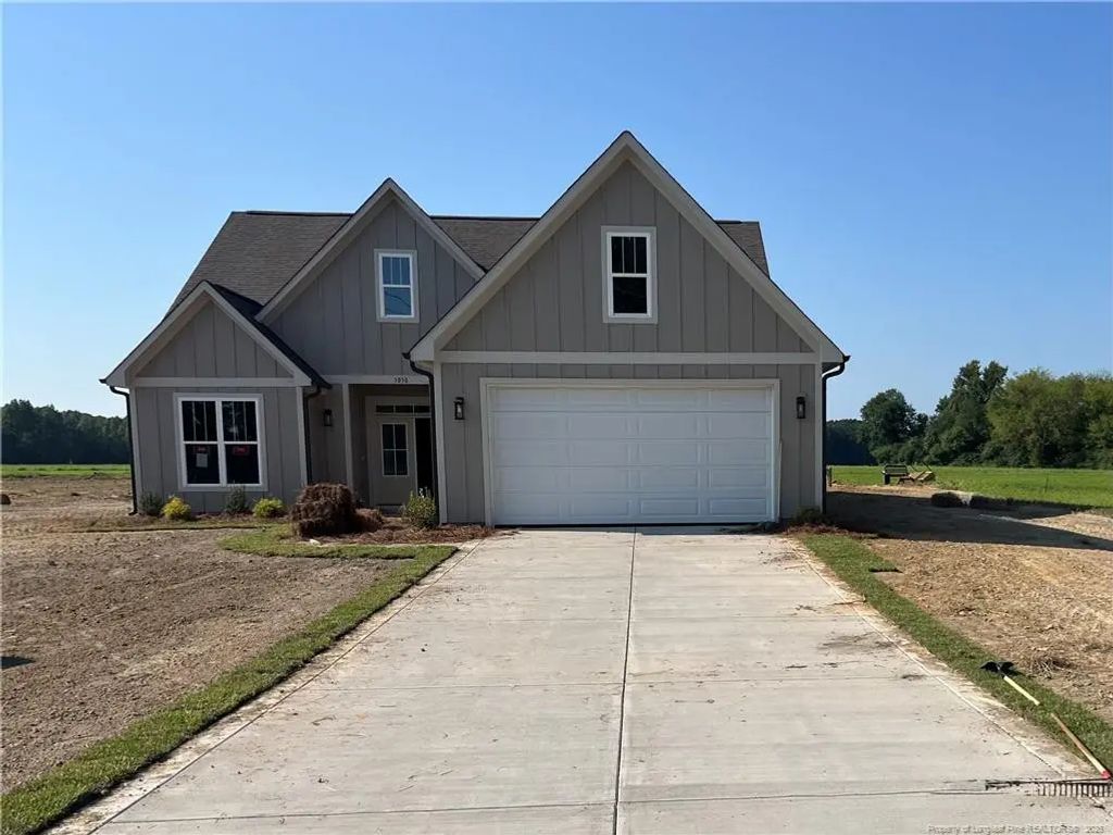 5050 Ross West Road, Dunn