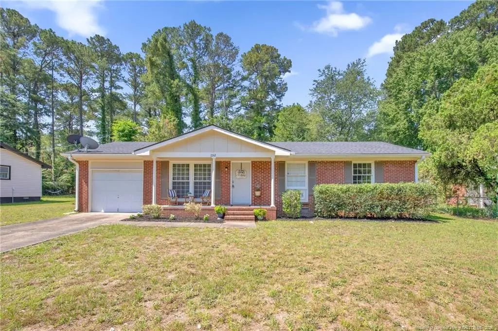 7262 Ryan Street, Fayetteville